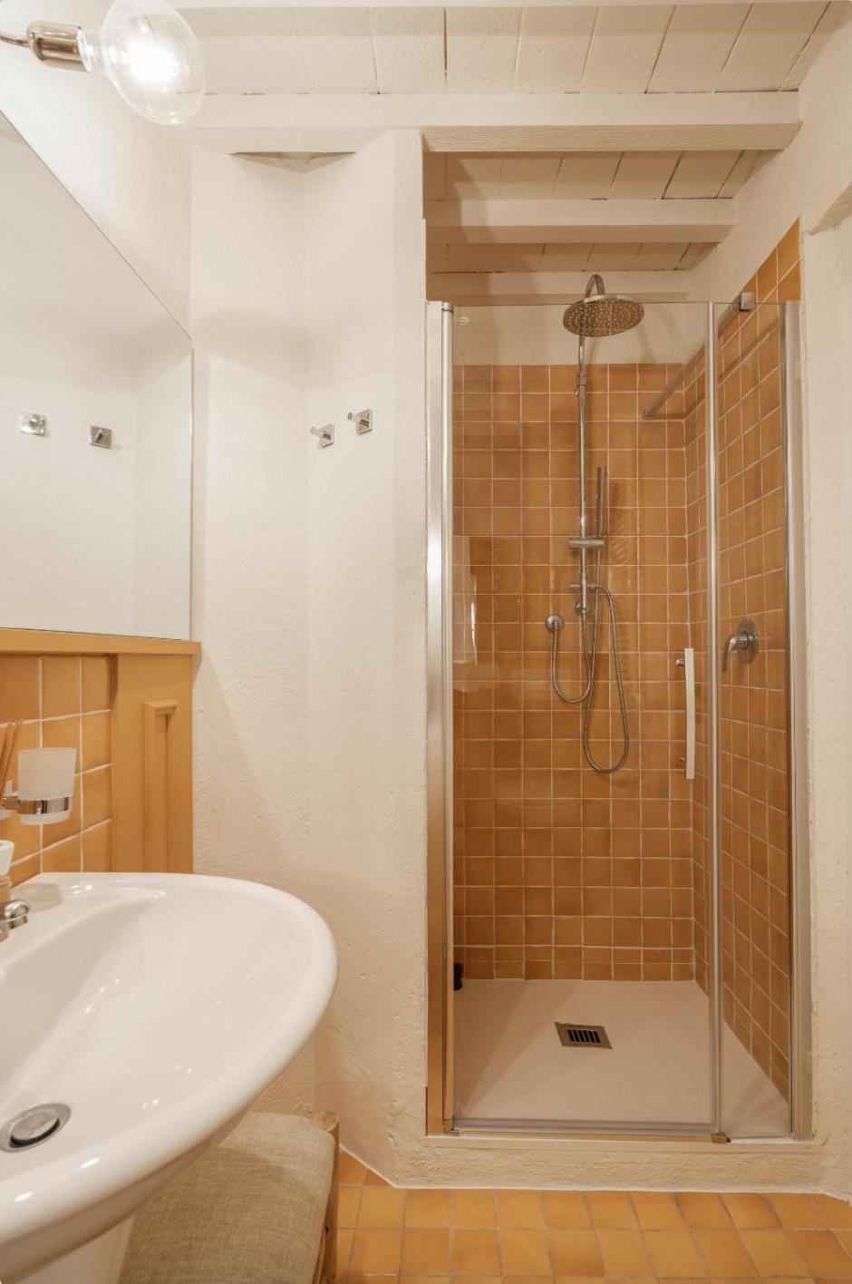 Scarlea Rooms Чечина Экстерьер фото