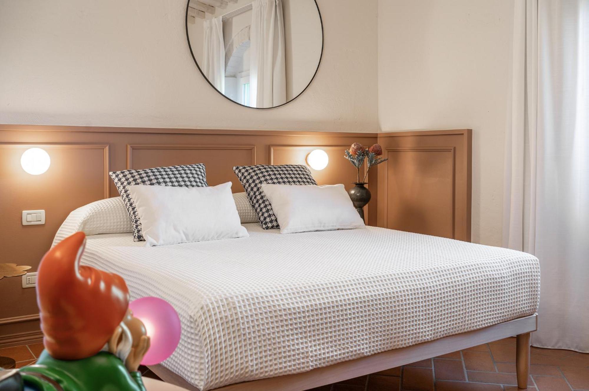 Scarlea Rooms Чечина Экстерьер фото